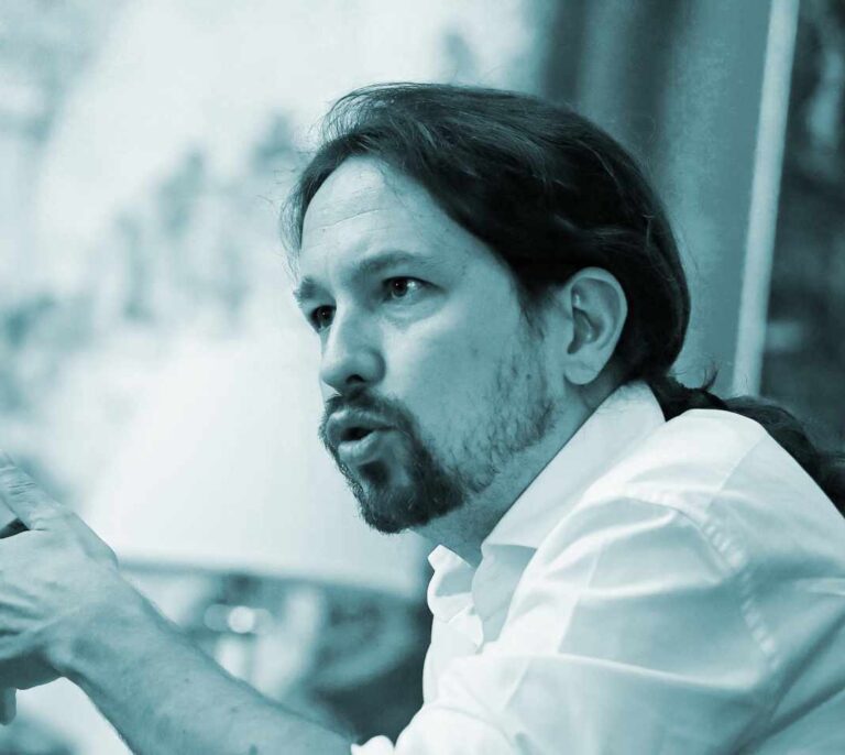 Iglesias le arroja las trenzas a Sánchez