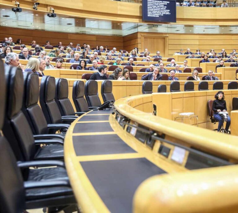 818.272 llamadas y 32.193 mensajes SMS: el tráfico de los móviles del Senado en 2018