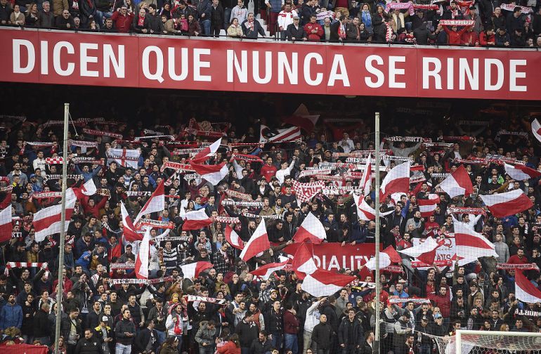 Gol Norte en el Sánchez Pizjuán del Sevilla.