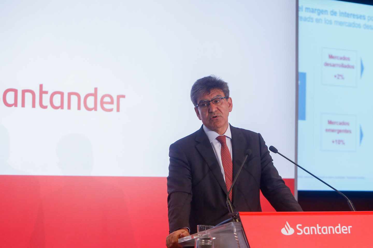Santander reclama un gobierno cuanto antes: "Es lo mejor para la economía".