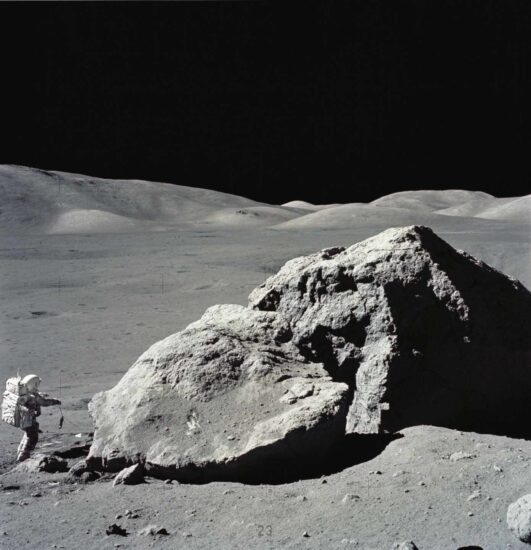 El astronauta Harrison H. Schmitt en la misión Apolo 17, la última que viajó con humanos a la luna (1972) | NASA