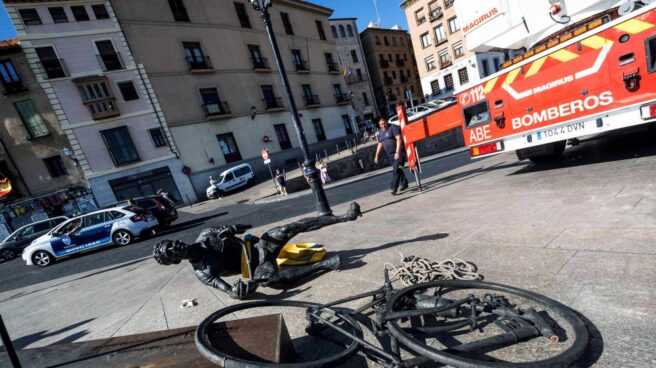 Detrozan la escultura de homenaje al ciclista Bahamontes en Toledo