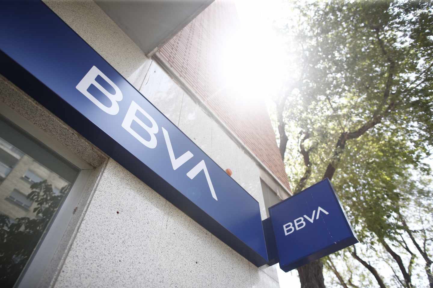 BBVA gana un 4% menos en el primer semestre.