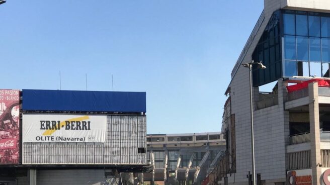 El Vicente Calderón, en pleno proceso de demolición.