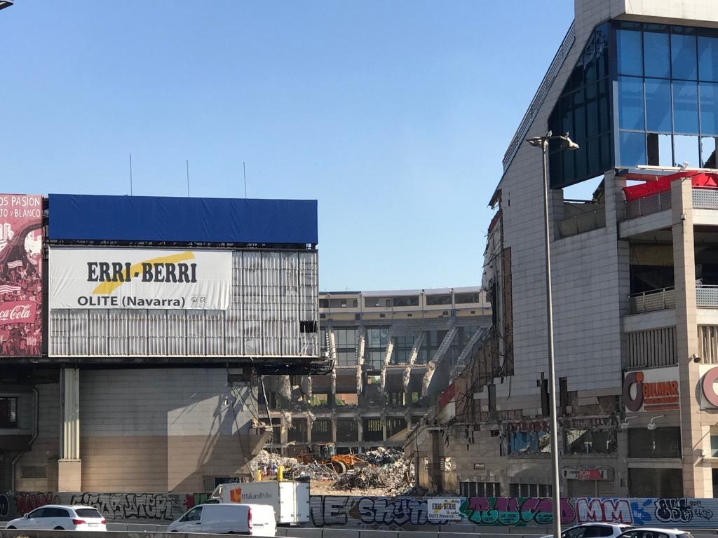 El Vicente Calderón, en pleno proceso de demolición.