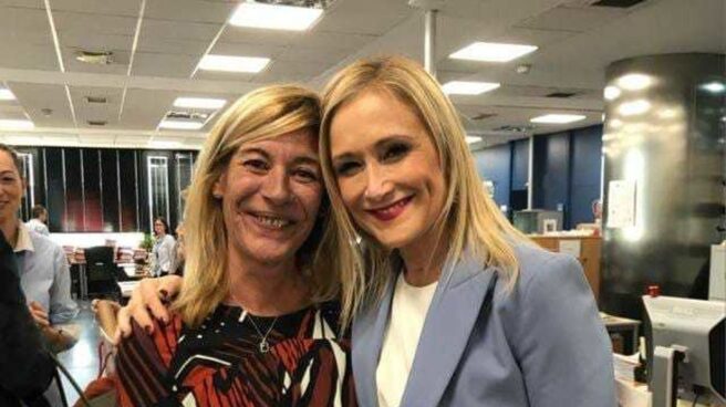 El calvario de la funcionaria de la URJC que se hizo el 'selfie' con Cifuentes