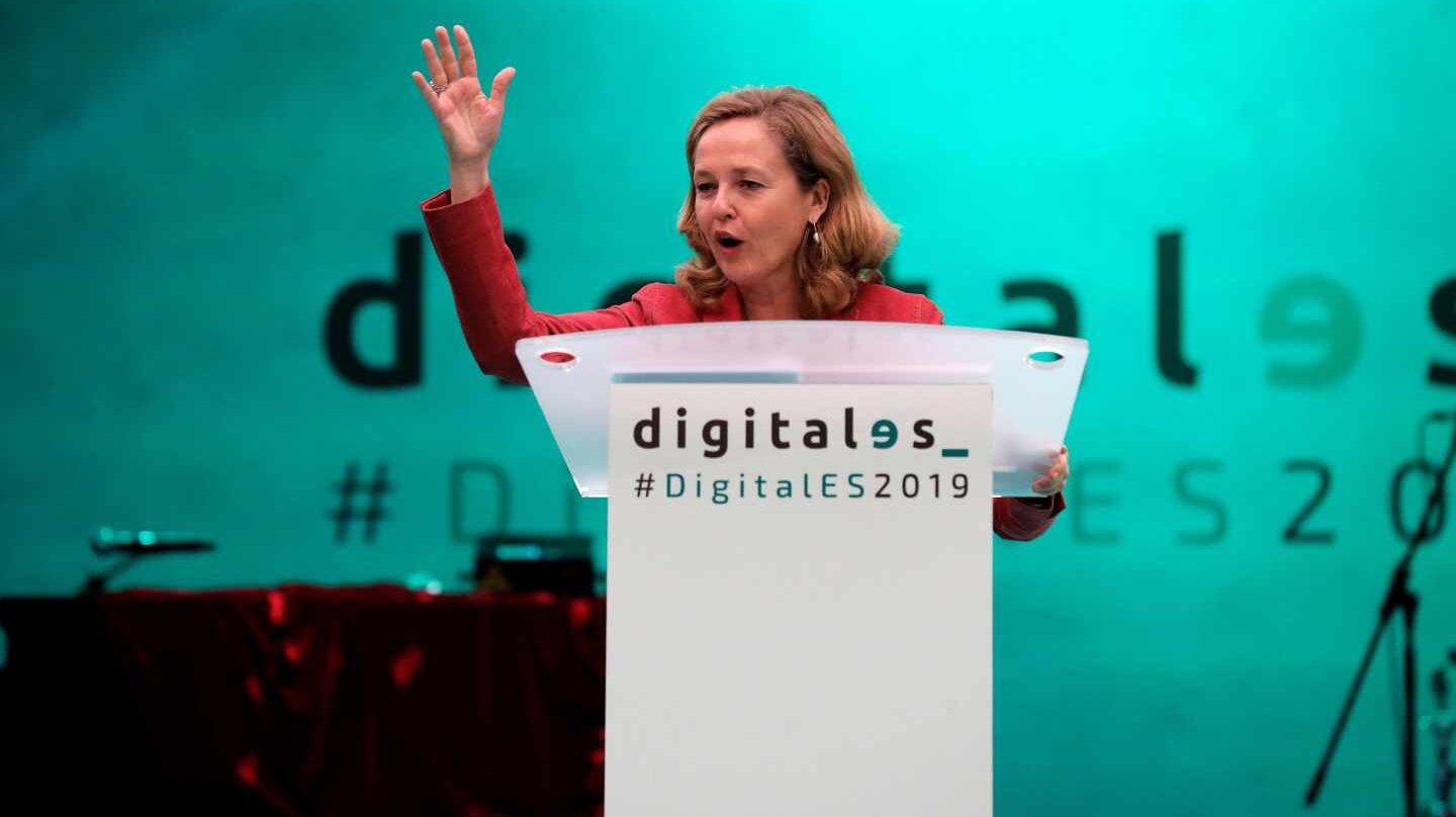 La ministra de Economía, Nadia Calviño.