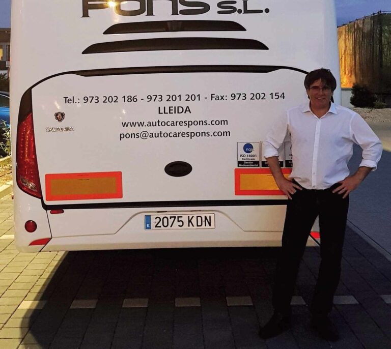 El ridículo juego del escondite de Puigdemont en Alemania