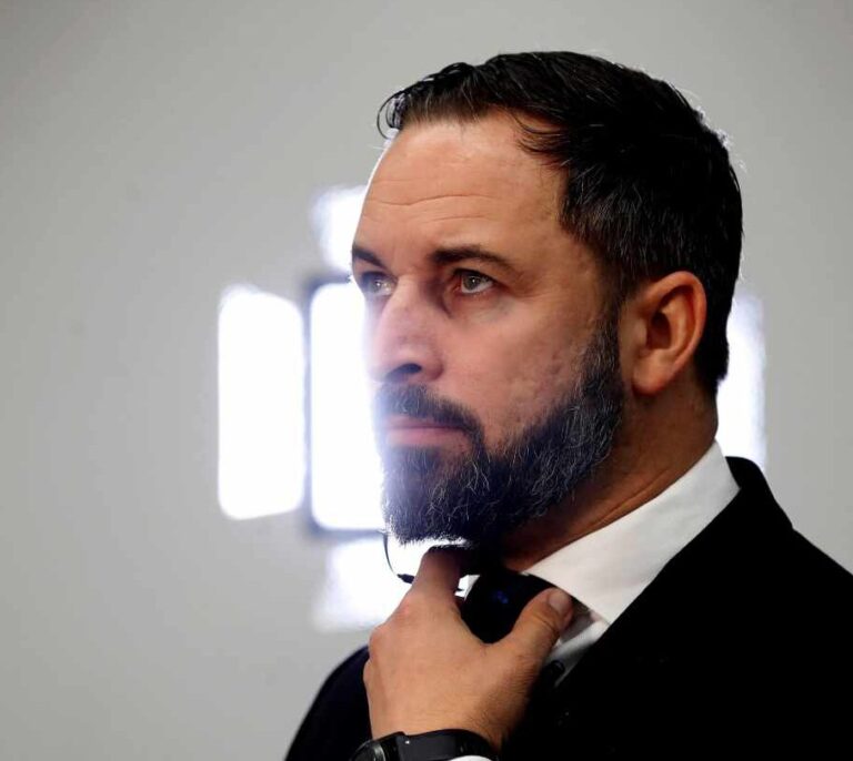 Una exdiputada renuncia a seguir en Vox y lo tilda de "movimiento extremista y antisistema"