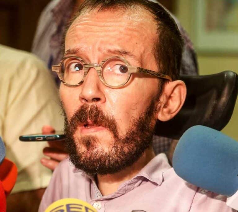 Echenique se mofa del "Tribunal Voxtitucional"