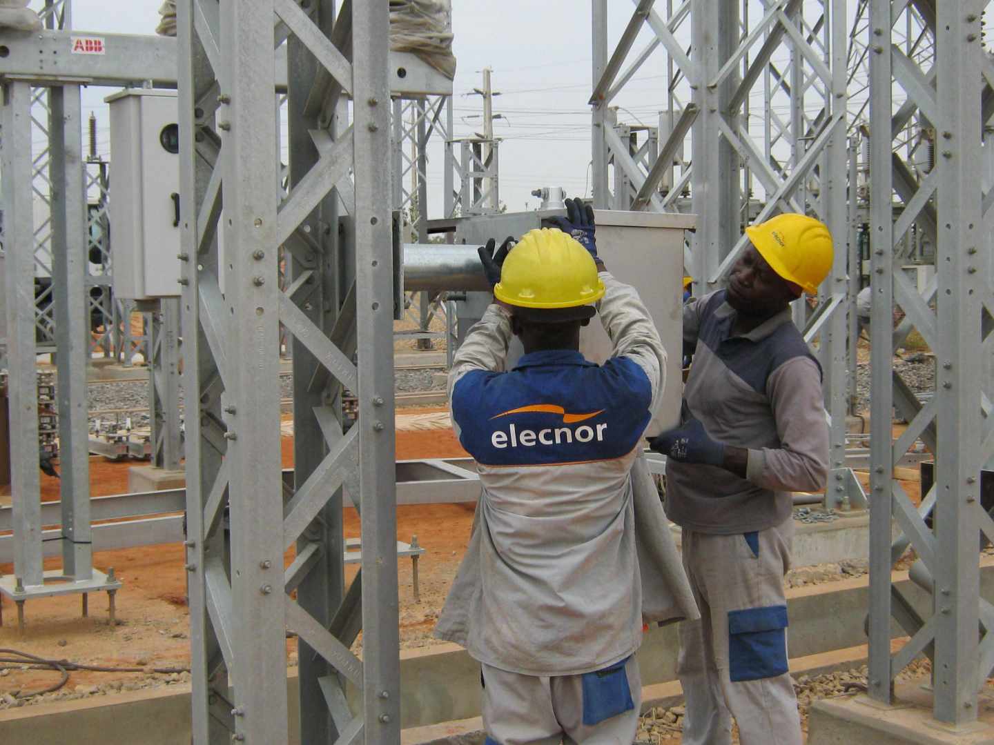 Subestación de Elecnor en Angola.