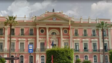 Detienen a un exconcejal del PP en Murcia por una trama de adjudicaciones irregulares