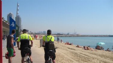 Detienen a dos turistas por violar presuntamente a una mujer en Barcelona