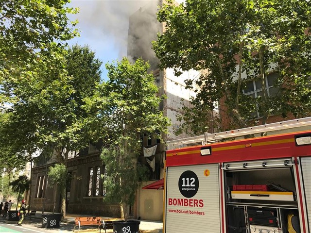 Incendio edificio ocupado Barcelona