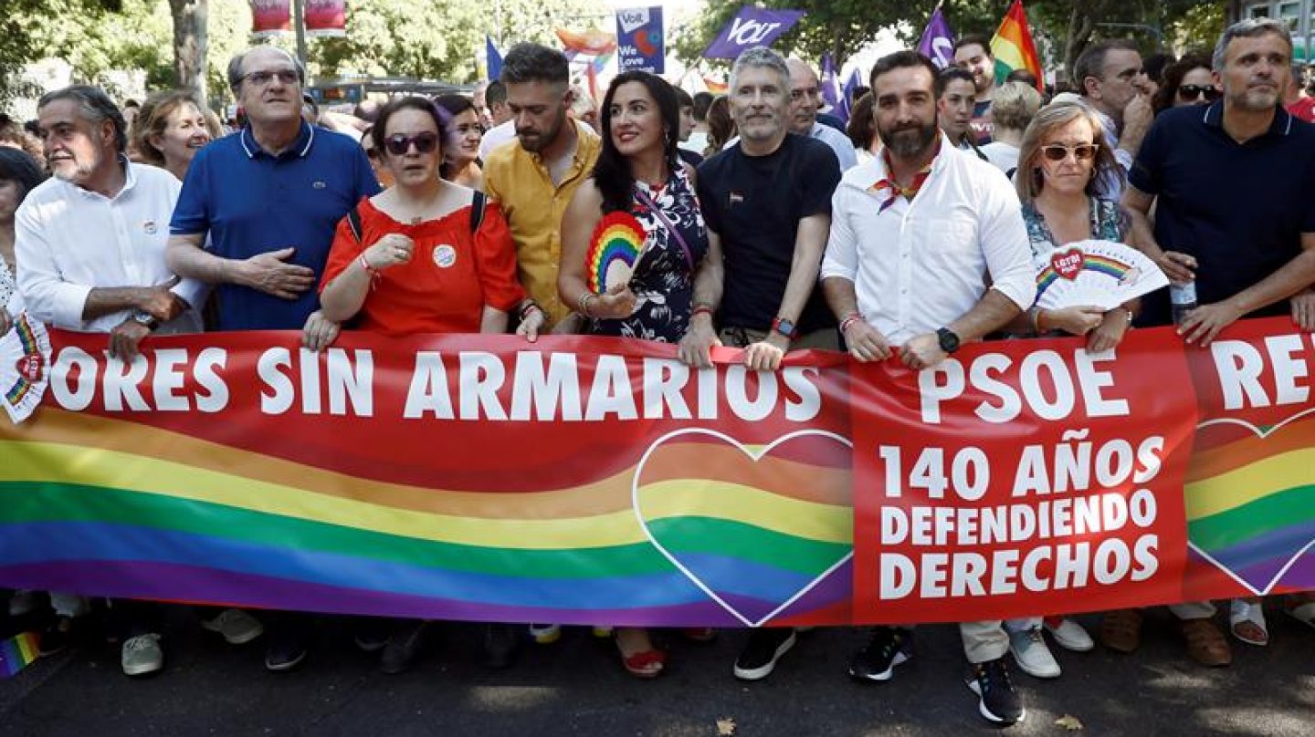 Grande-Marlaska, el pasado sábado en la cabecera de la manifestación del Orgullo en Madrid.