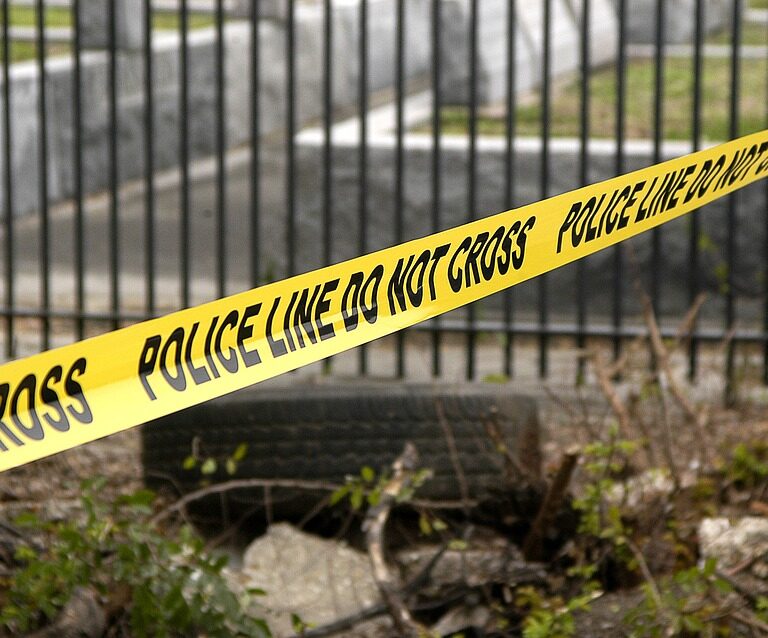 15 muertos y más de 20 heridos al volcar un autobús cargado de migrantes en Turquía