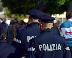 Agentes de la Policía italiana.