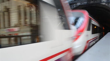 Renfe lanza la compra de los primeros trenes de Cercanías híbridos por 365 millones
