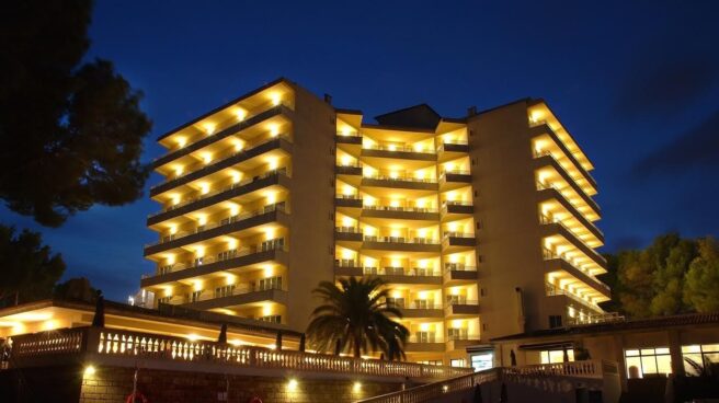 roommate magaluf ep Hotel Pax Barracuda en Magaluf, en Mallorca.