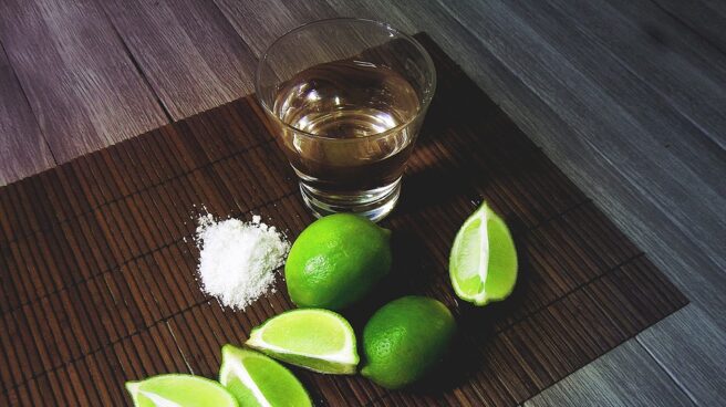 Bebida alcohólica. Bebida alcohólica.