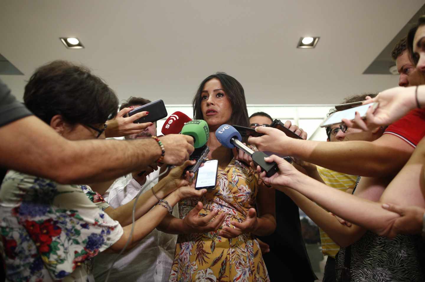 La vicealcaldesa de Madrid Begoña Villacís responde a los medios este lunes 1 de julio.