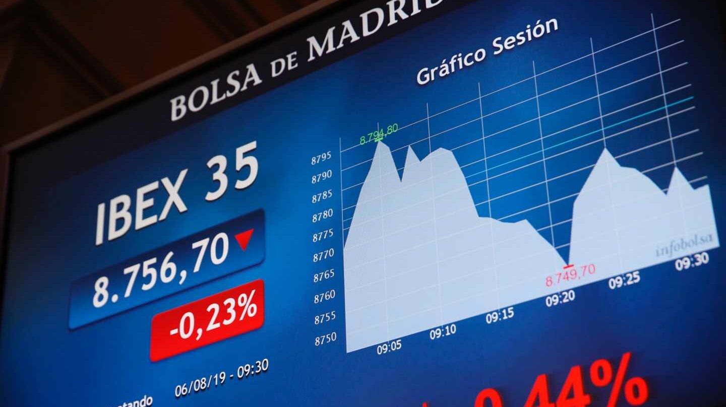 La deuda de Estados Unidos aviva el miedo a una recesión al invertirse la curva.