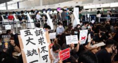 Hong Kong vuelve a suspender todos sus vuelos de salida por nuevas protestas