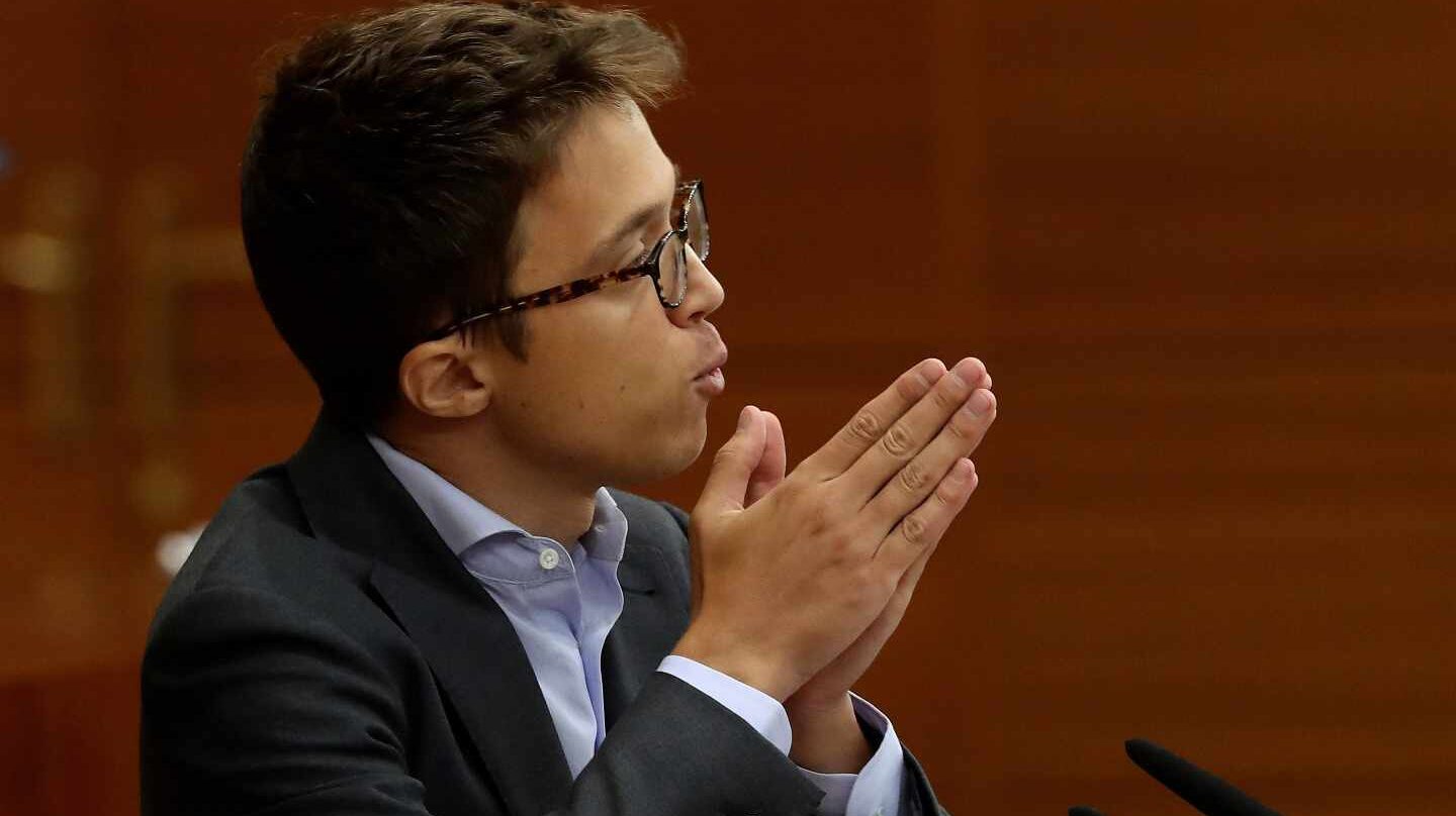 El portavoz de Más Madrid en la Asamblea de Madrid, Íñigo Errejón, durante su intervención en la segunda y última sesión del pleno de investidura
