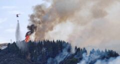 Un nuevo incendio obliga a desalojar varios núcleos de Gran Canaria