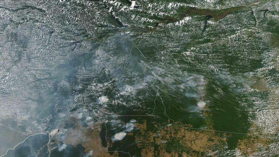 Imagen satelital de los incendios del Amazonas.