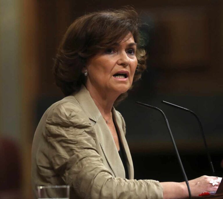 Álvarez de Toledo: "Sánchez solo da la cara cuando sus rasputines le dicen que hay foto"
