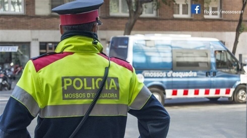 Agente de los Mossos d'Esquadra