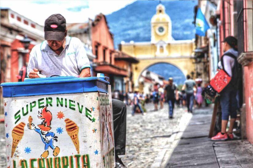 El arco de Santa Catalina es el lugar más fotografiado