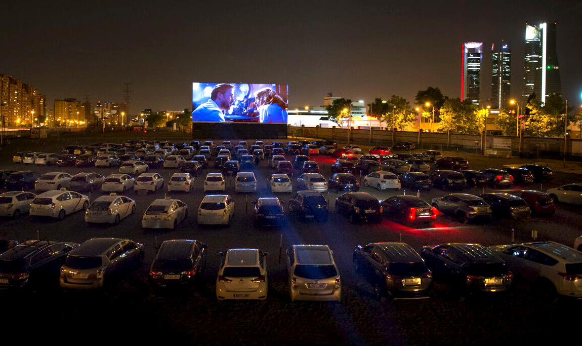 El autocine del RACE ofrece una película cada noche