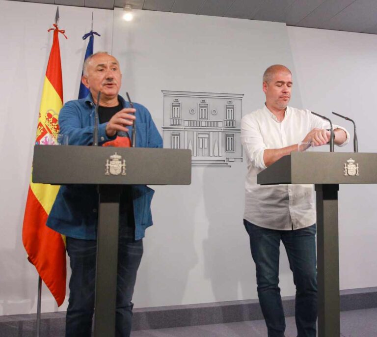 Los sindicatos presionan a Sánchez para pactar con Podemos y eludir las urnas