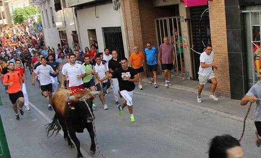 Muere un hombre tras una cornada en las fiestas del Torico de la Cuerda en Chiva