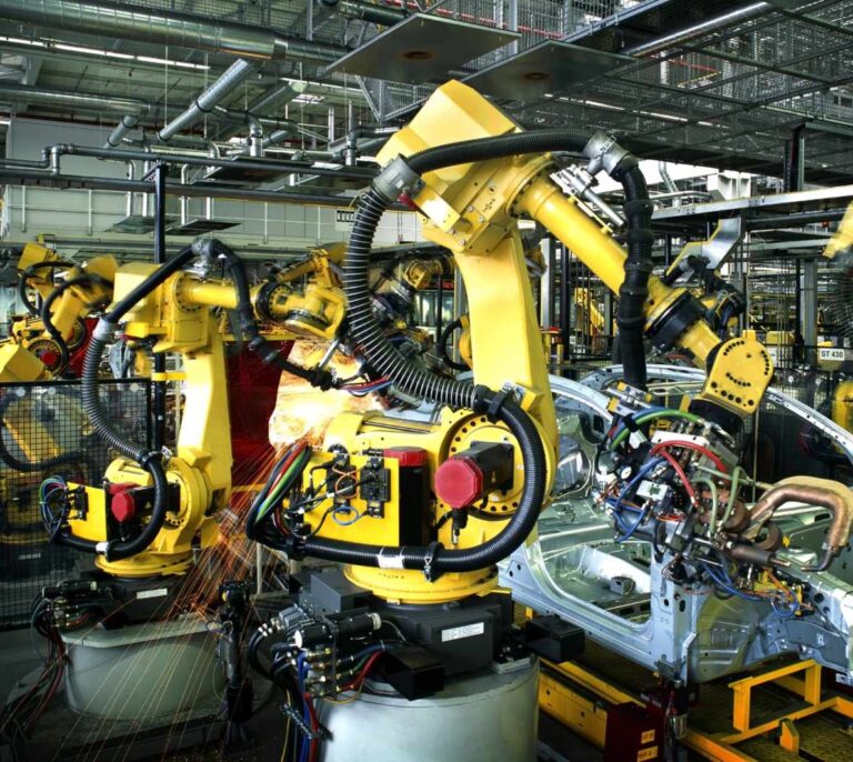 Unidas Podemos teme por el futuro de la pyme industrial. Así pretende solucionarlo