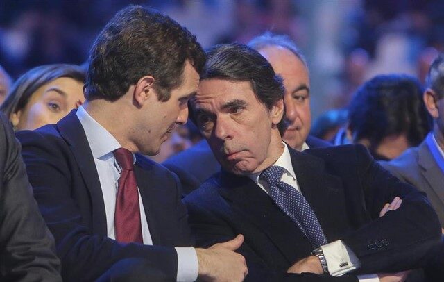 El líder del PP, Pablo Casado y el ex presidente del Gobierno José María Aznar
