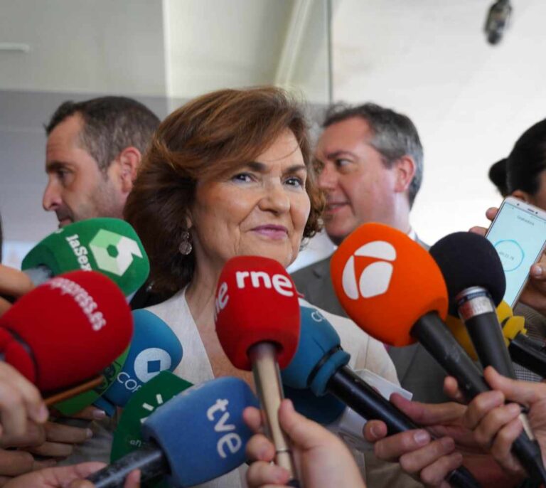 Calvo apela a la "madurez política" para investir a Sánchez en septiembre