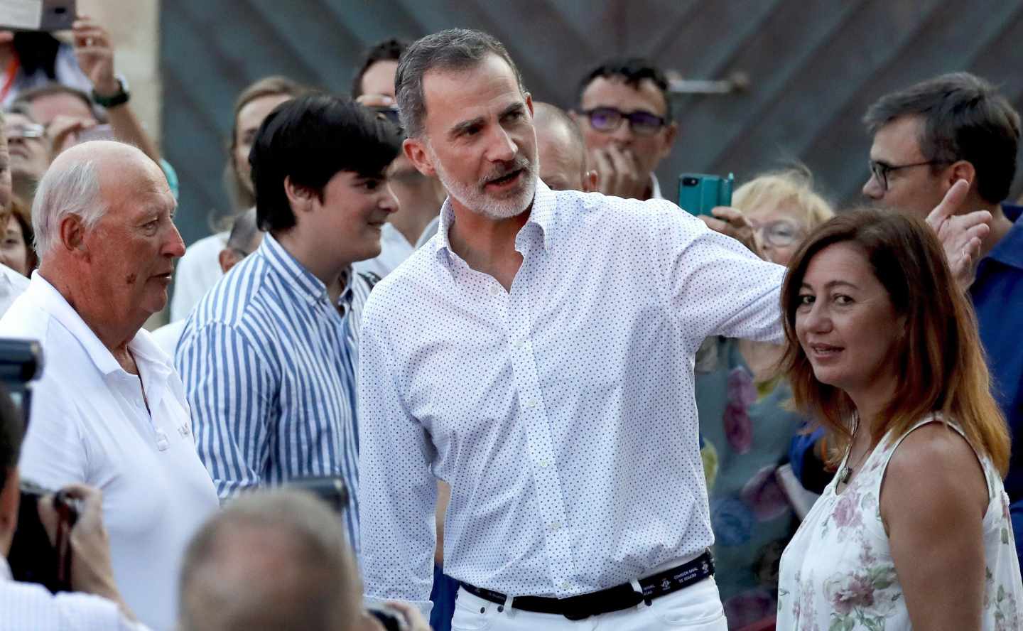 Felipe VI avisa a los partidos: “Lo mejor es una solución antes que ir a elecciones “