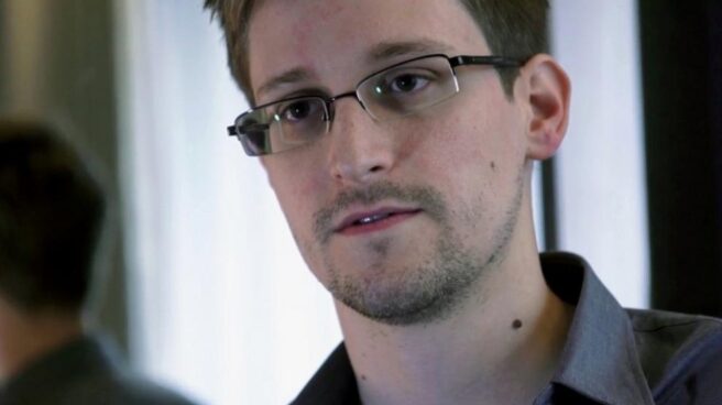 Editorial Planeta publicará 'Vigilancia permanente', las memorias de Snowden