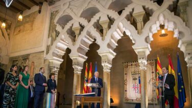 El PSOE respalda a Lambán en el estreno de su gobierno de “ideología diversa”