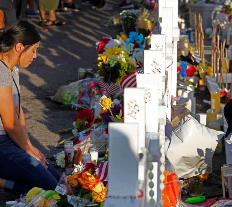 El Paso, una "familia" contra el estigma del racismo
