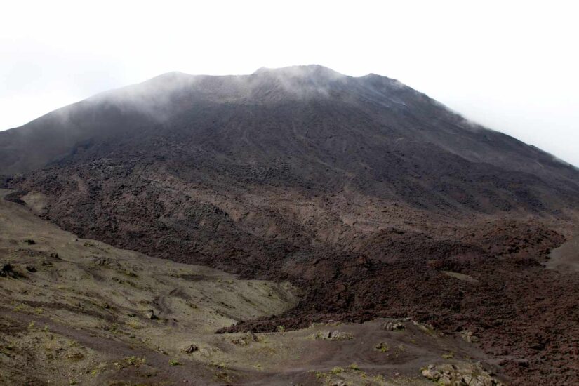 Un río de lava seco del volcán Pacaya