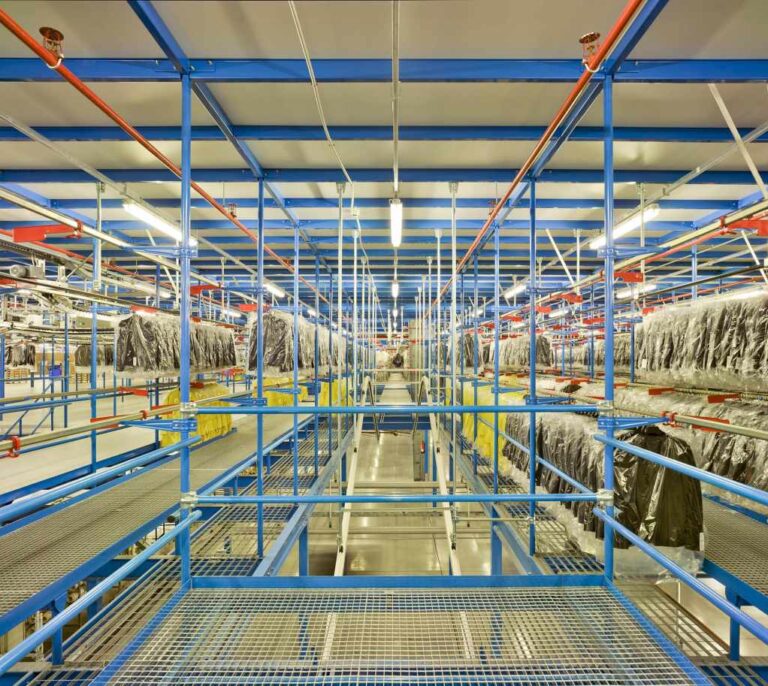 La logística se convierte en el oasis del empleo en plena crisis