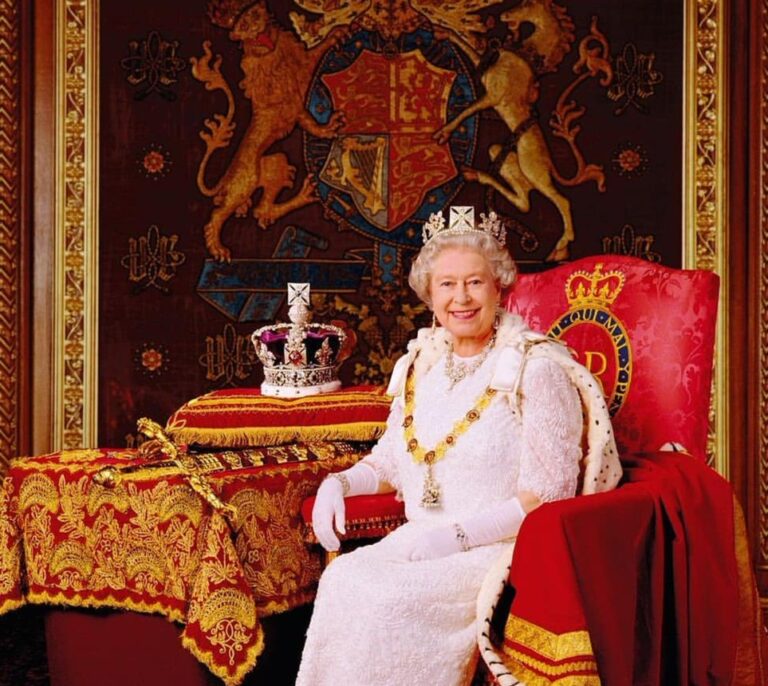 La Reina, en el laberinto del Brexit