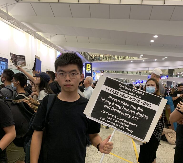 Joshua Wong, el veinteañero que desafía al 'emperador' Xi Jinping en Hong Kong