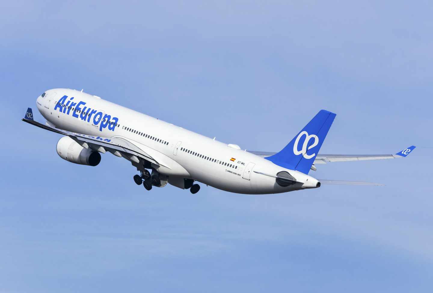 Air Europa prepara un ERE temporal para toda la por el golpe del coronavirus