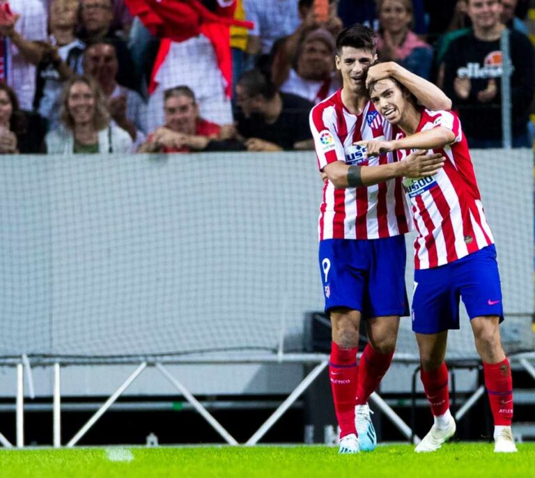 La guerra de las operadoras por el fútbol se traslada a los bares