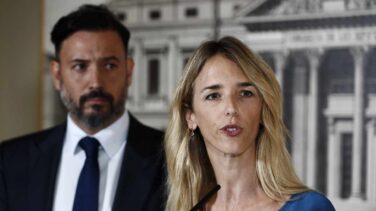 El PP exige el cese de un concejal por sus insultos machistas a Cayetana Álvarez de Toledo